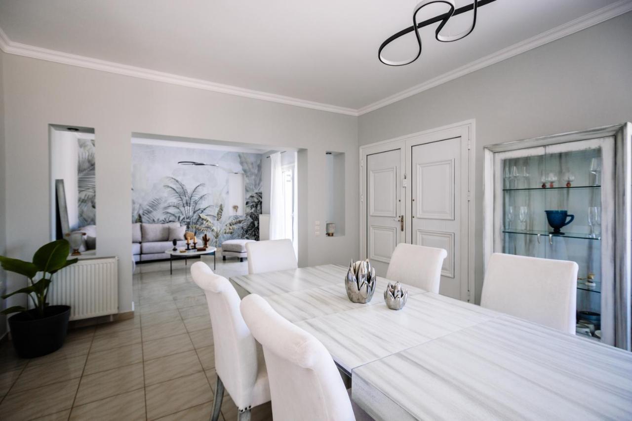 Ellania Villa *
